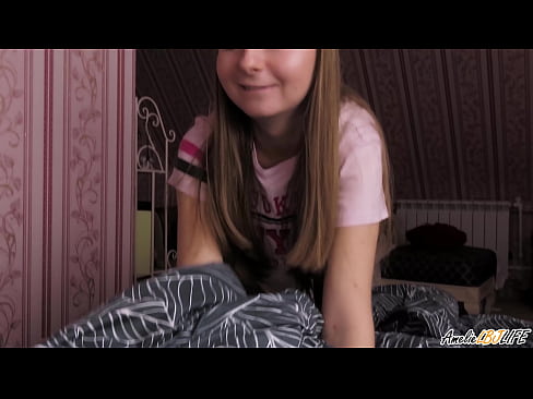 ❤️ Blondinė giliai čiulpia savo BFF ir gauna spermos į burną Seks video prie lt.muitohentai.ru